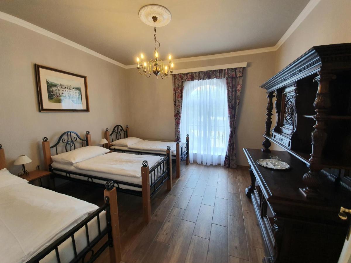 Lesni Hotel Perslak Nová Bystřice Dış mekan fotoğraf