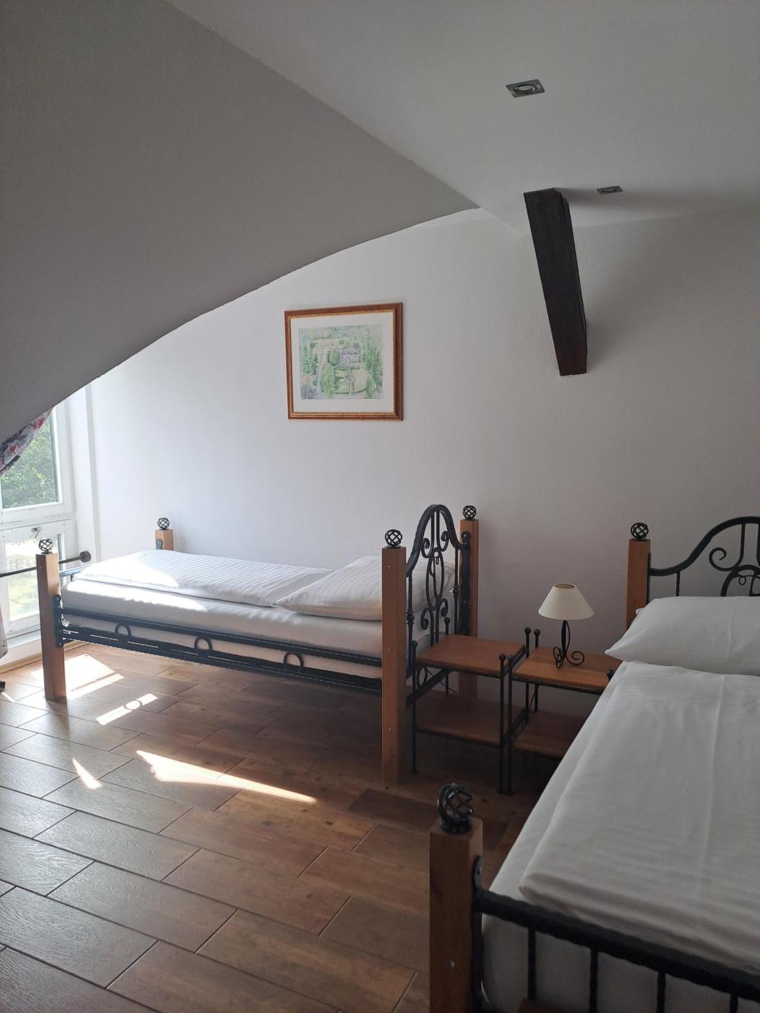 Lesni Hotel Perslak Nová Bystřice Dış mekan fotoğraf