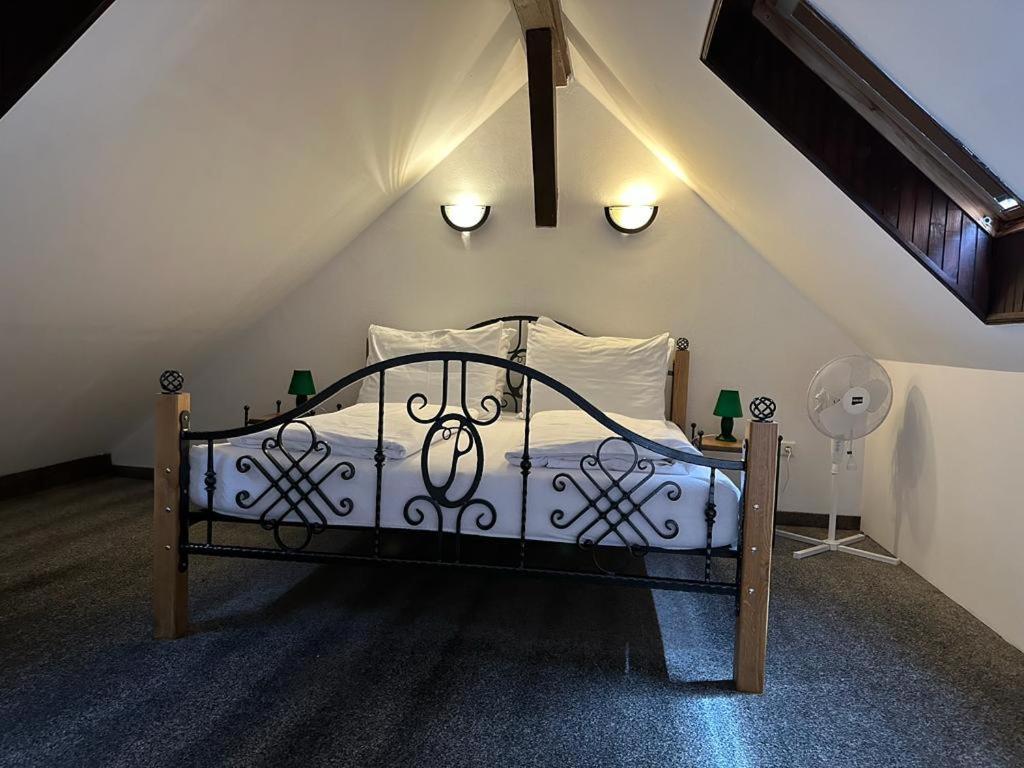 Lesni Hotel Perslak Nová Bystřice Dış mekan fotoğraf