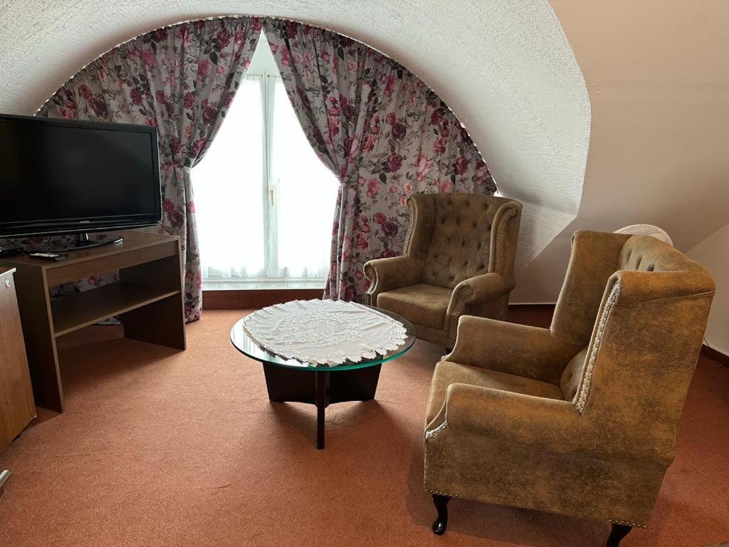 Lesni Hotel Perslak Nová Bystřice Oda fotoğraf